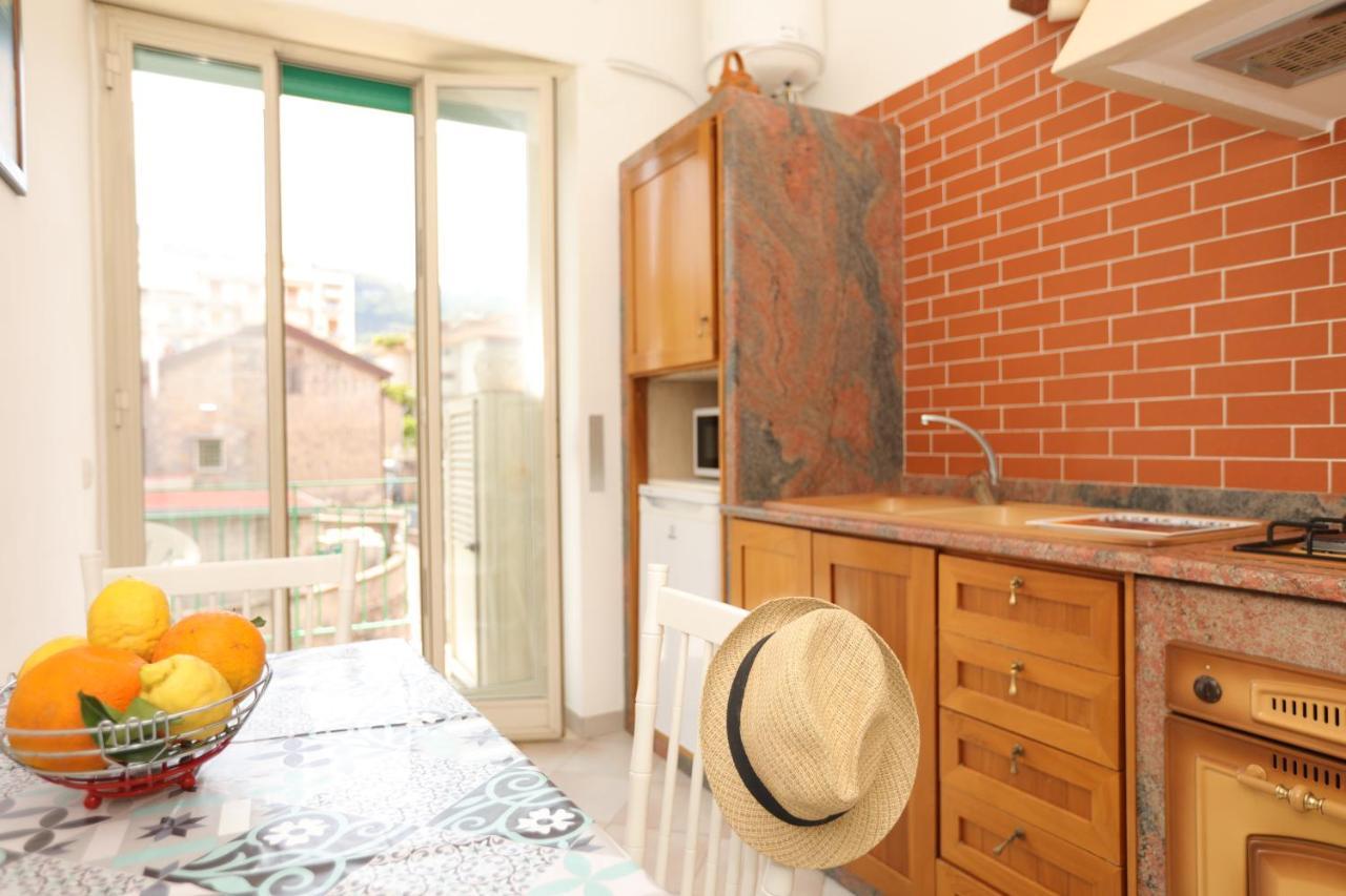 Estate4Home - Casa Pina Sorrento Buitenkant foto