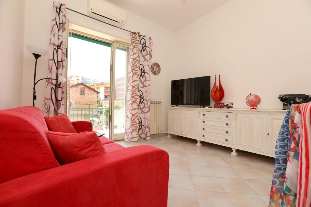 Estate4Home - Casa Pina Sorrento Buitenkant foto